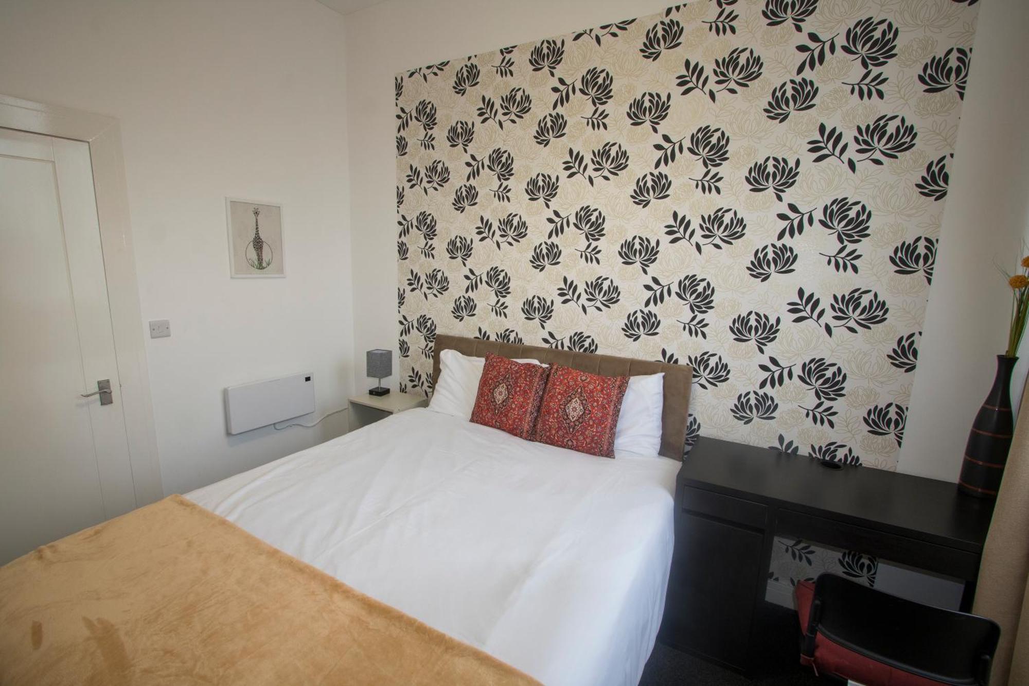 Ideal For Groups - Modern 2 Bedroom Apartment - Free Parking, Transit Links, Close To Stadiums Manchester Ngoại thất bức ảnh