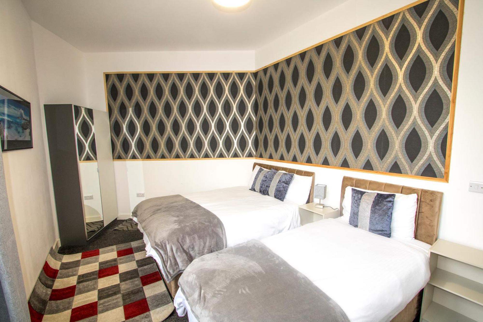 Ideal For Groups - Modern 2 Bedroom Apartment - Free Parking, Transit Links, Close To Stadiums Manchester Ngoại thất bức ảnh